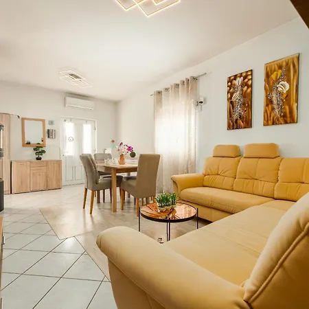 Ivan Appartement *